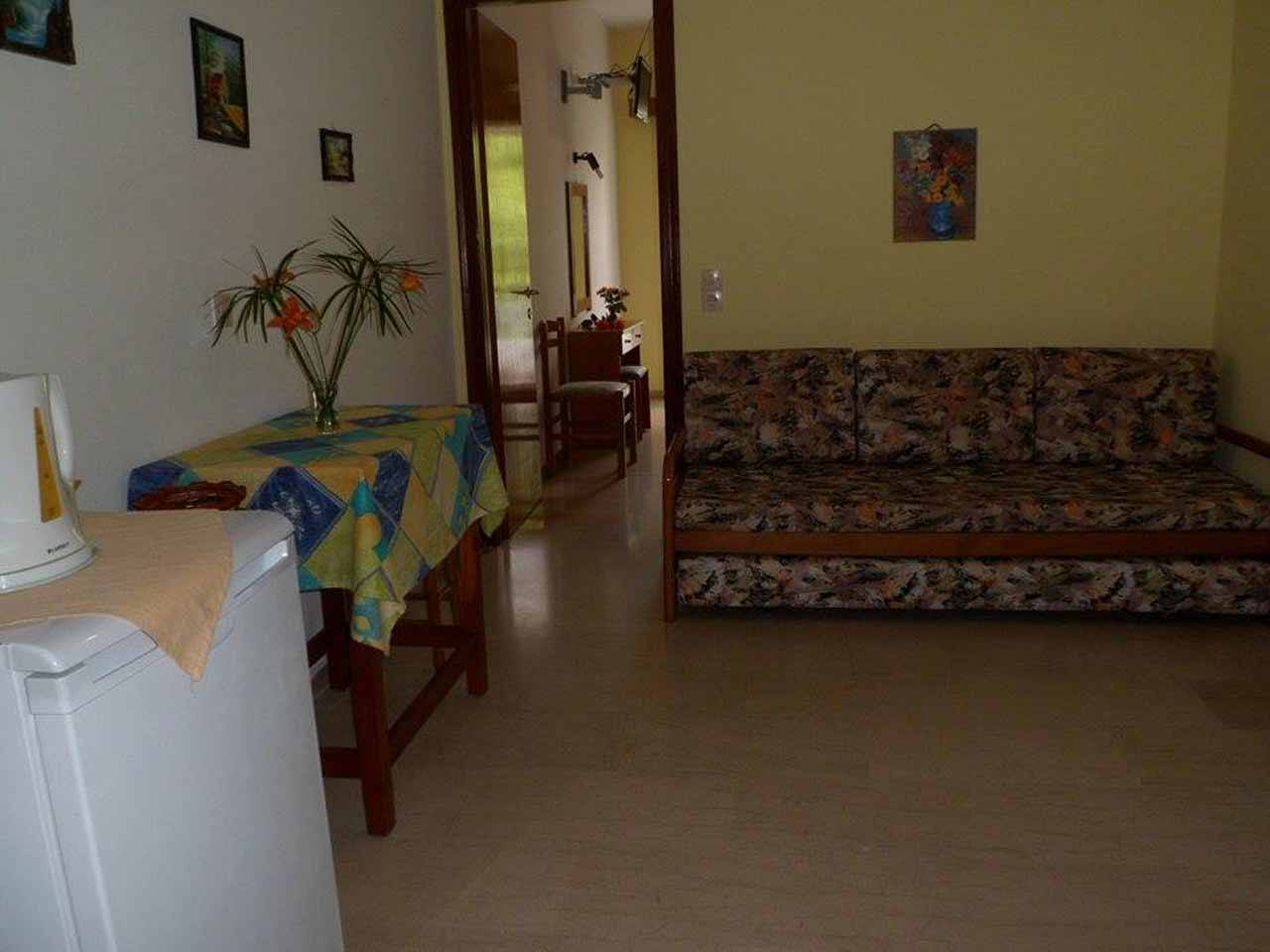 Angela Hotel & Apartments apartman