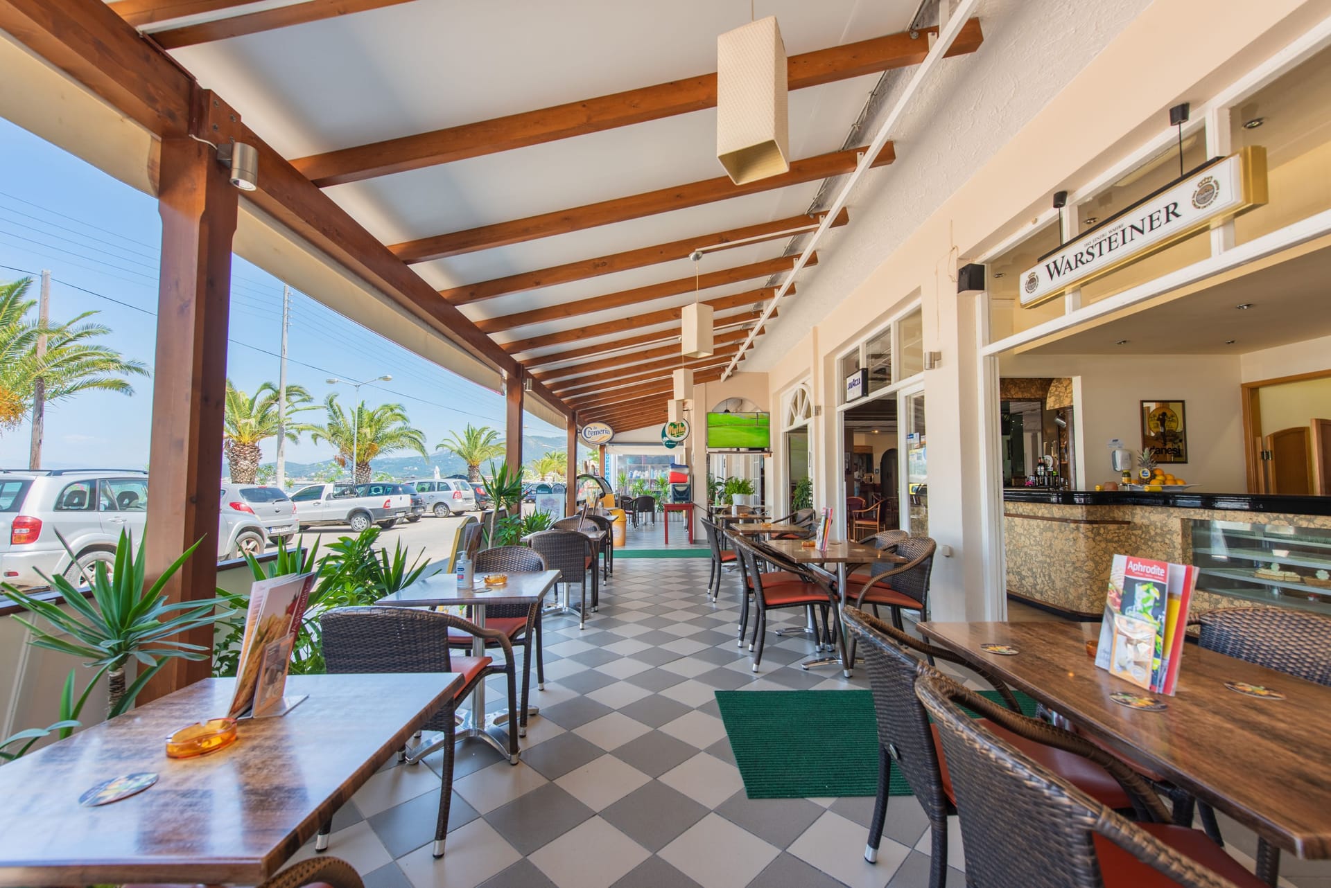 Aphrodite Beachfront Hotel