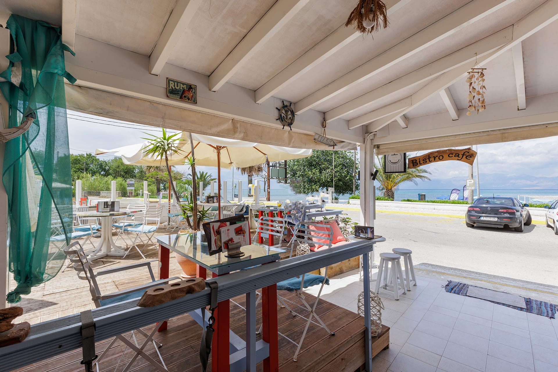 Aphrodite Beachfront Hotel