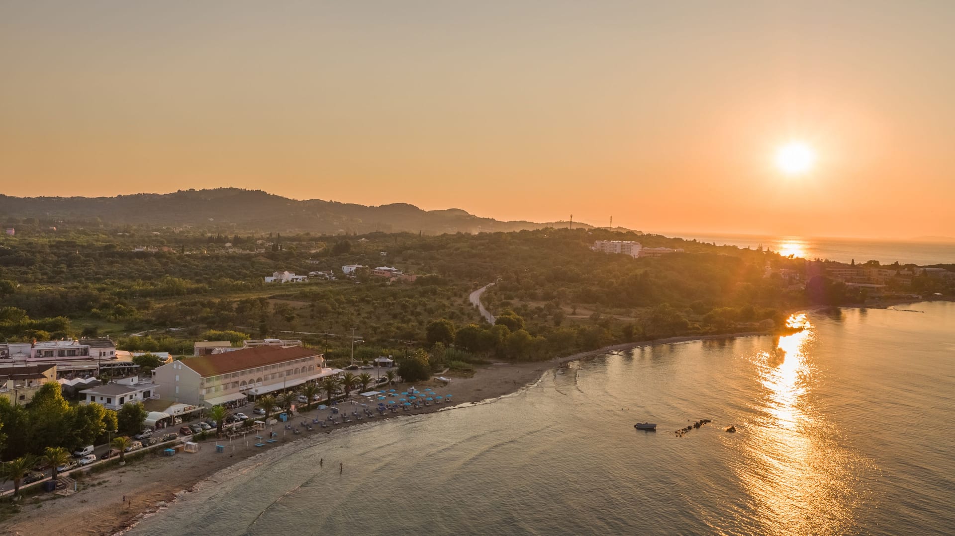 Aphrodite Beachfront Hotel
