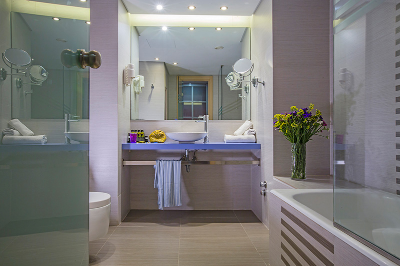 Novus City hotel bathroom.jpg