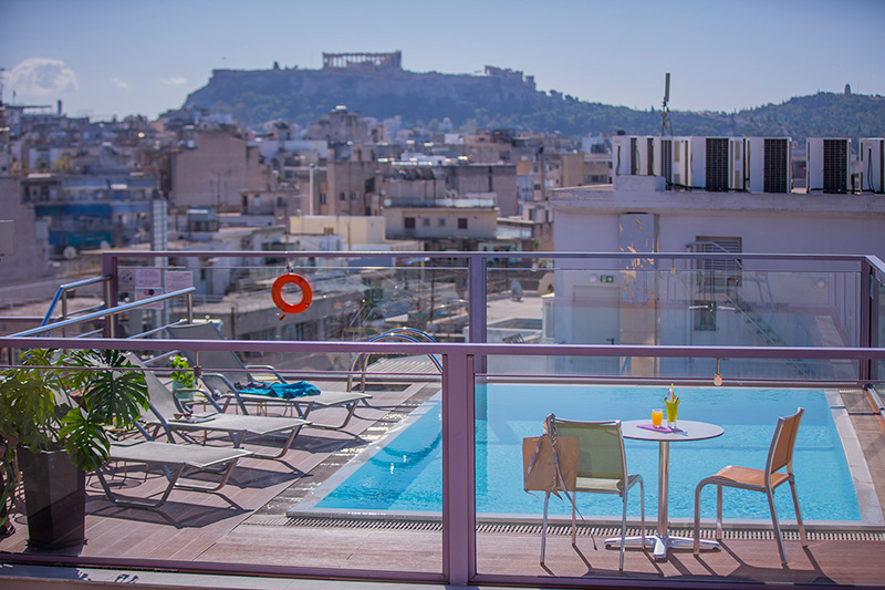Novus City hotel bazen.jpg