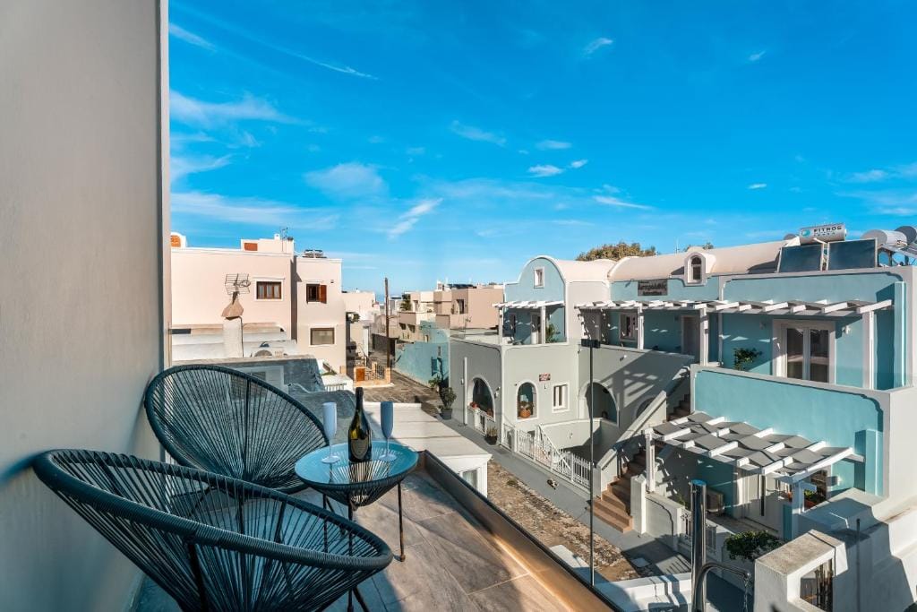Oasis Suites Fira