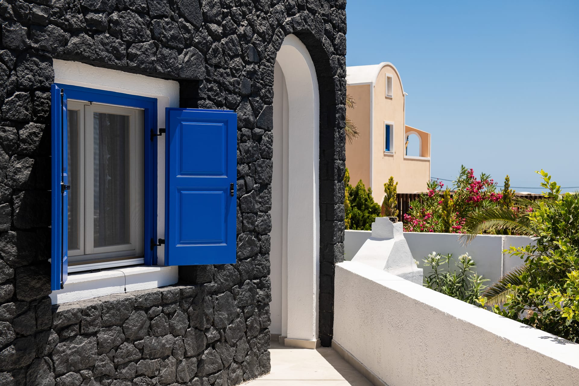 The Noverian Bios Santorini