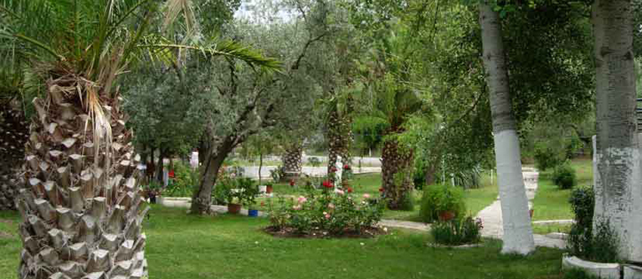 Hotel Olympic Bibis garden.jpg
