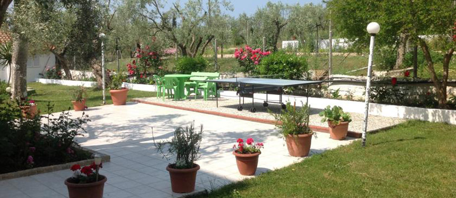 Hotel Olympic Bibis stoni tenis.jpg