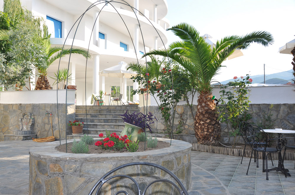 Hotel Olympion Melathron basta.jpg