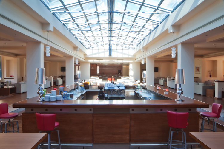 Hotel Alkyon resort _ spa Sky bar.jpg