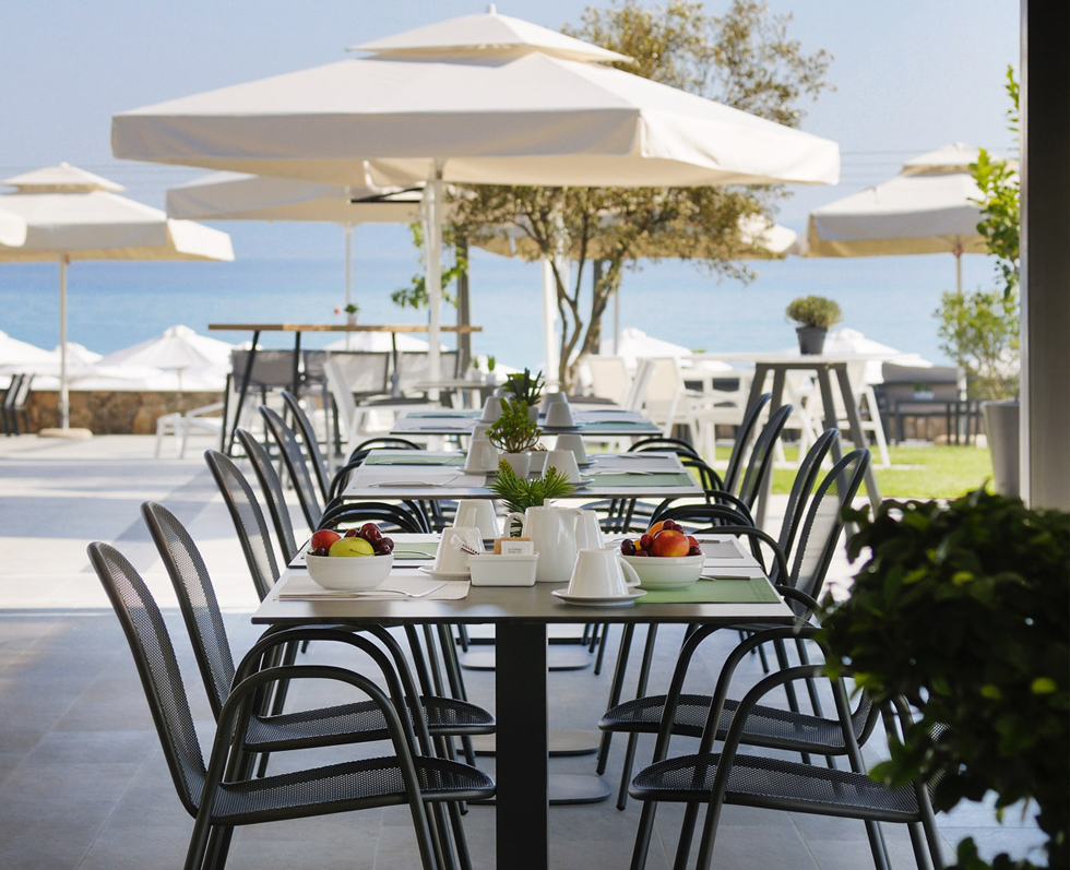 Hotel Ostria Sea Side restoran.jpg