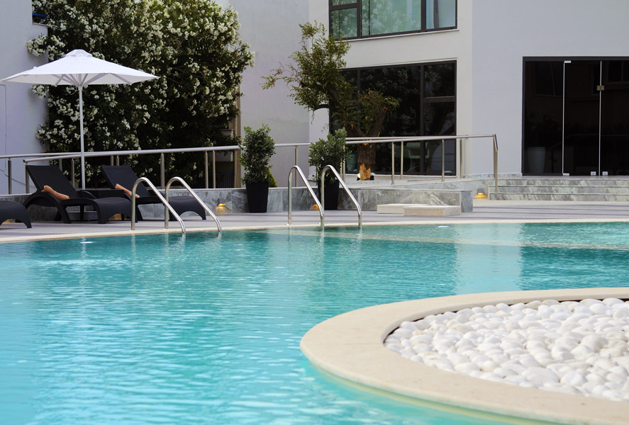 Ostria Sea Side hotel bazen.jpg