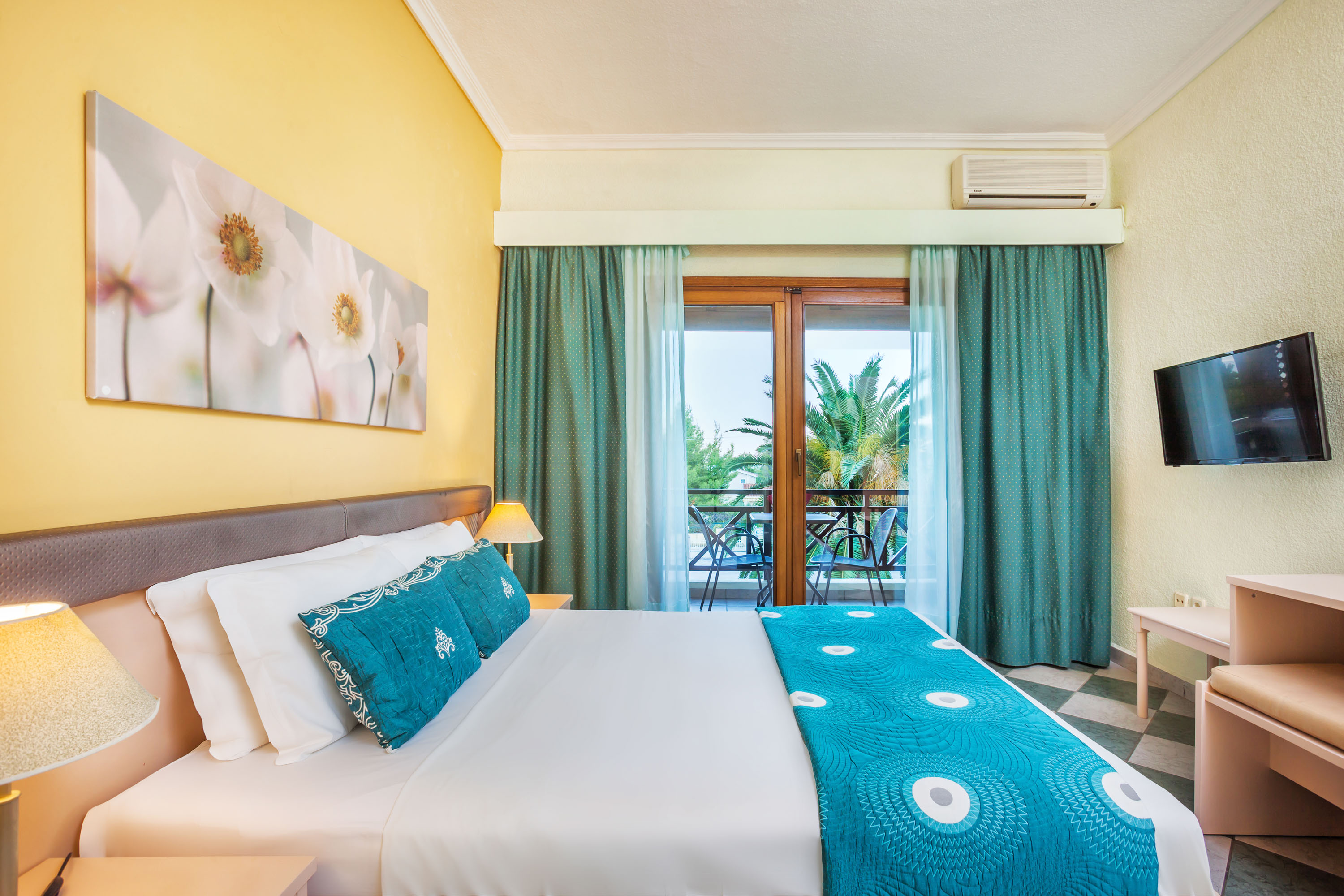 Hotel Palladium double room.jpg