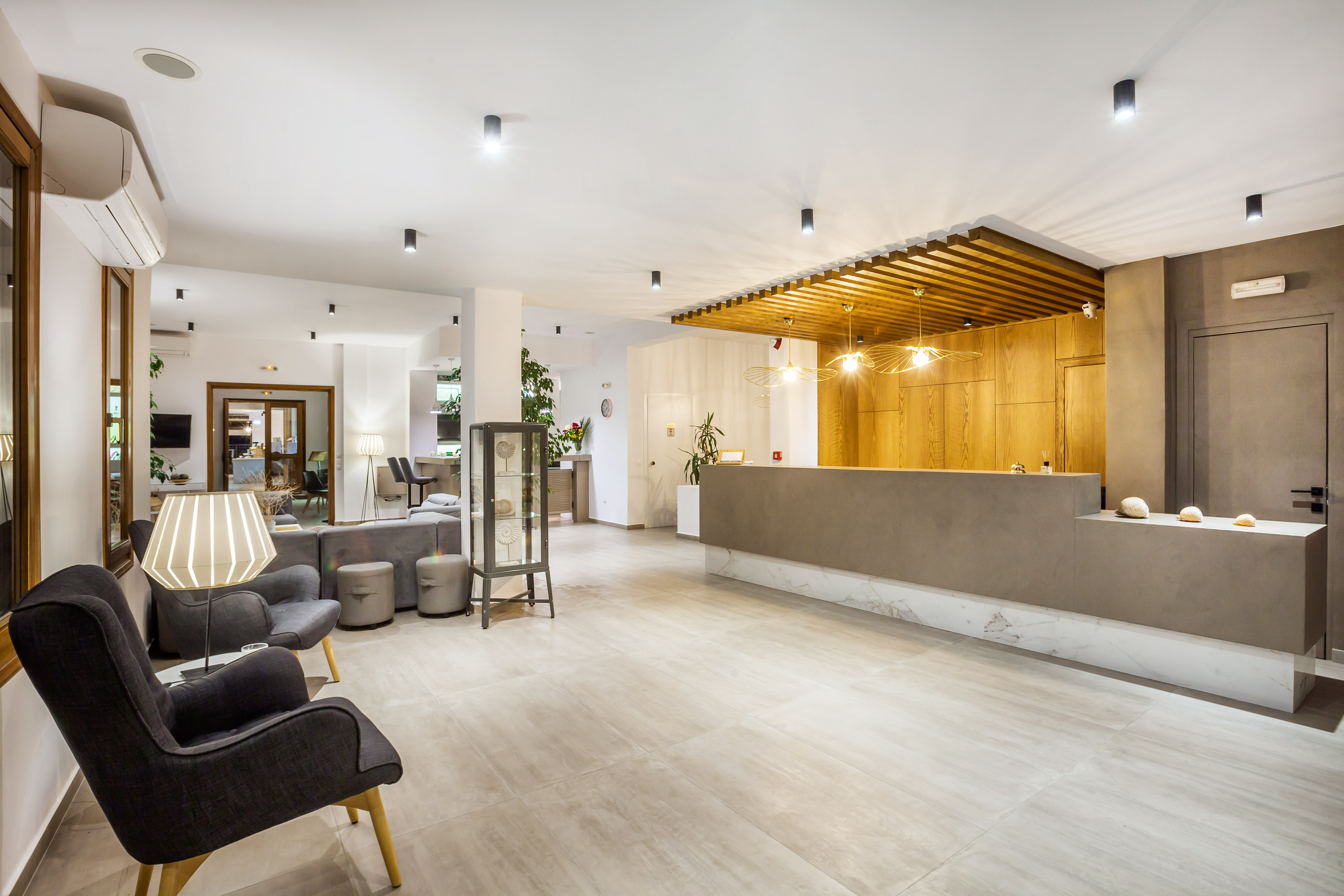 Hotel Palladium recepcija.jpg