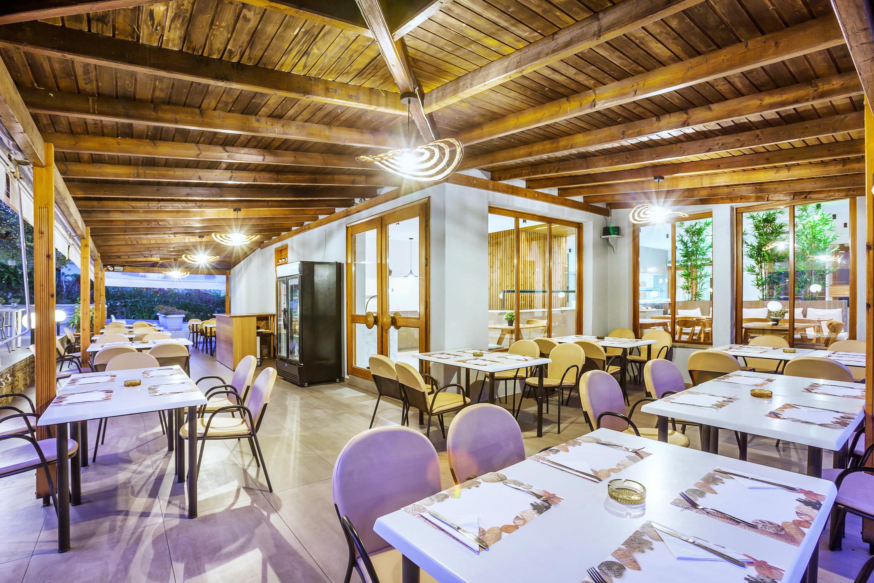 Hotel Palladium restaurant.jpg