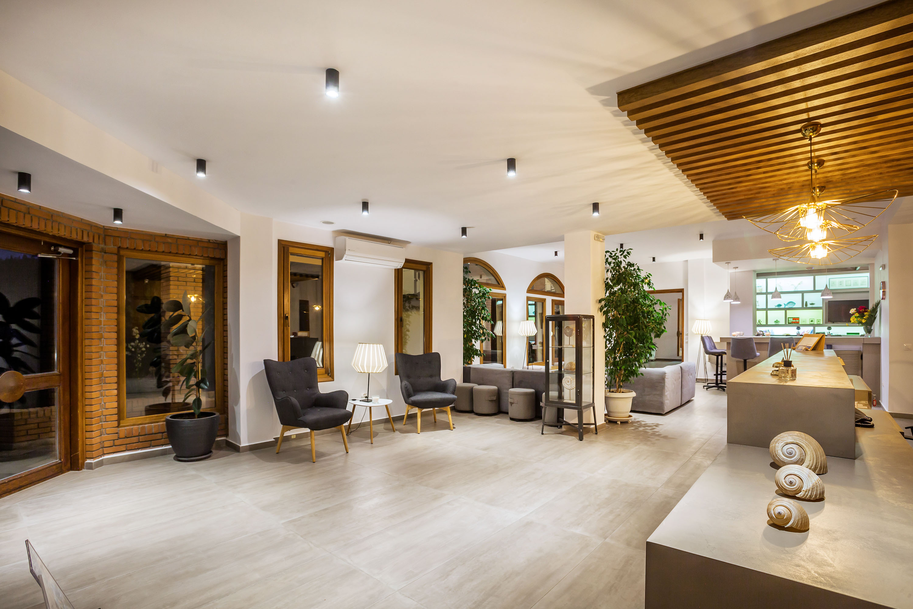 Hotel Palladium ulaz i recepcija.jpg