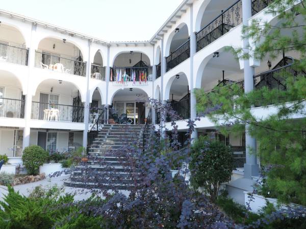 Hotel Pegasus .jpg