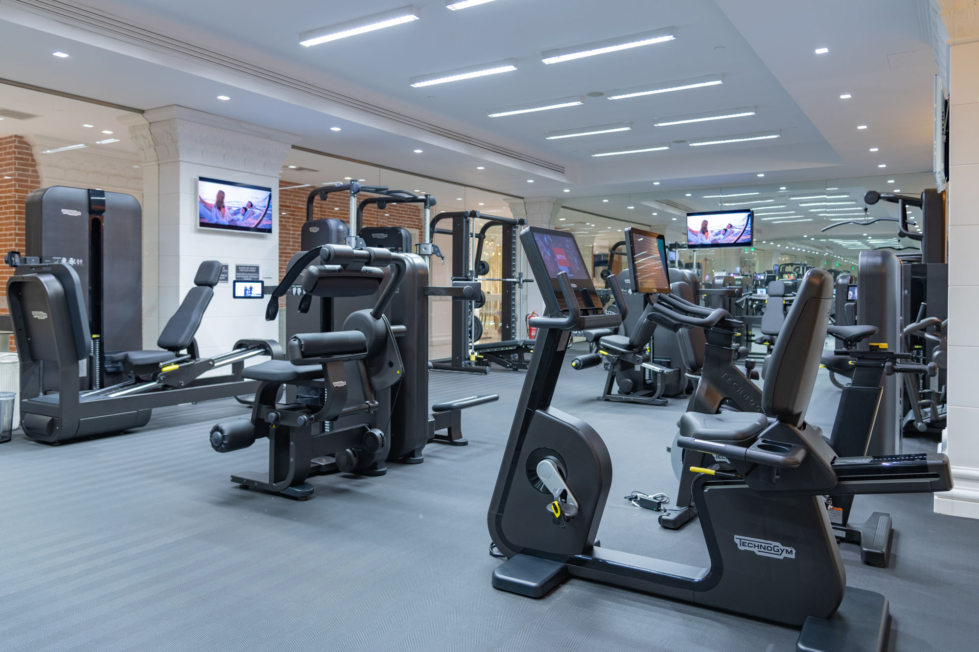 Pomegranate Wellness Spa Hotel-Teretana.jpg