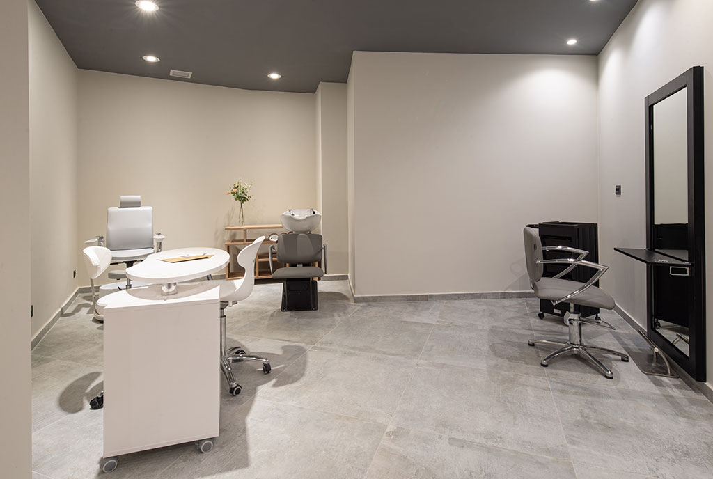 Hotel Portes Lithos frizerski salon.jpg