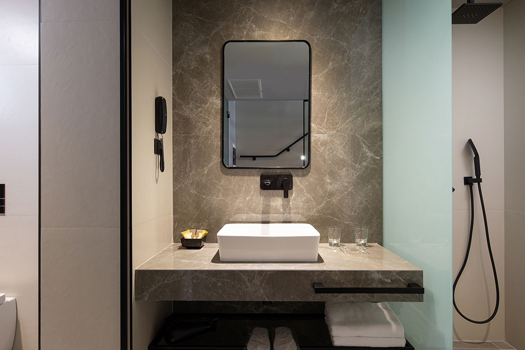 Hotel Portes Lithos kupatilo.jpg