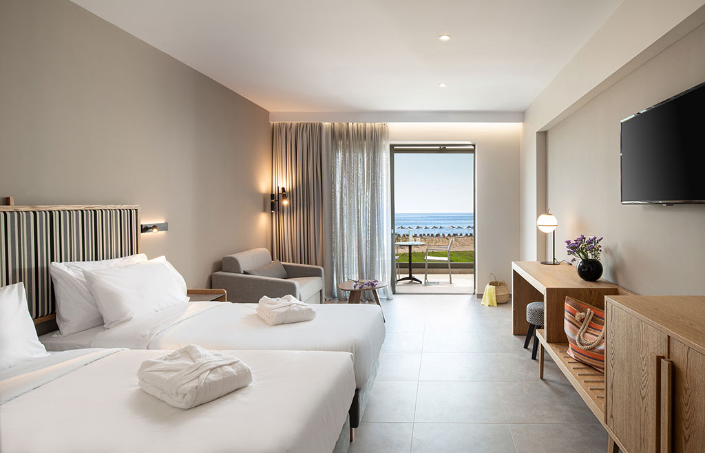 Hotel Portes Lithos room 1.jpg
