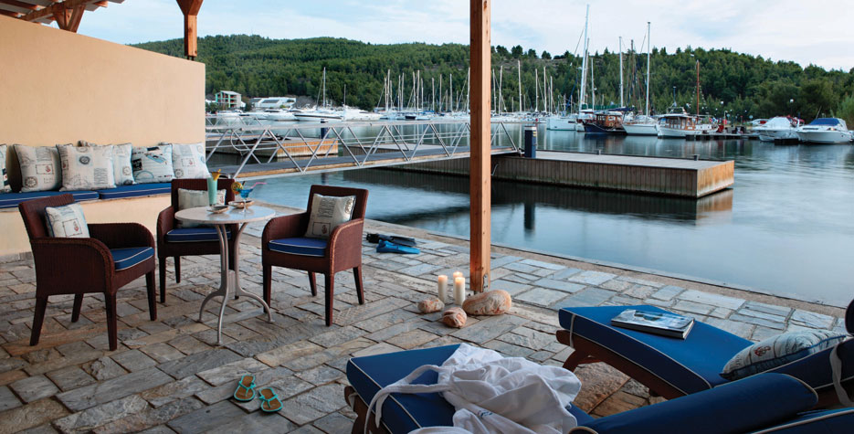 Hotel Porto Carras Meliton pogled na marinu.jpg