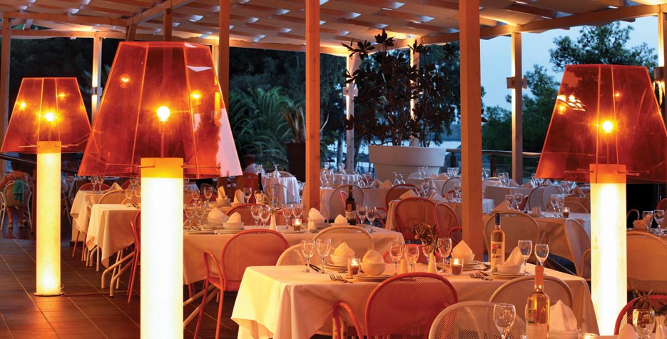 Hotel Porto Carras Sithonia restoran.jpg
