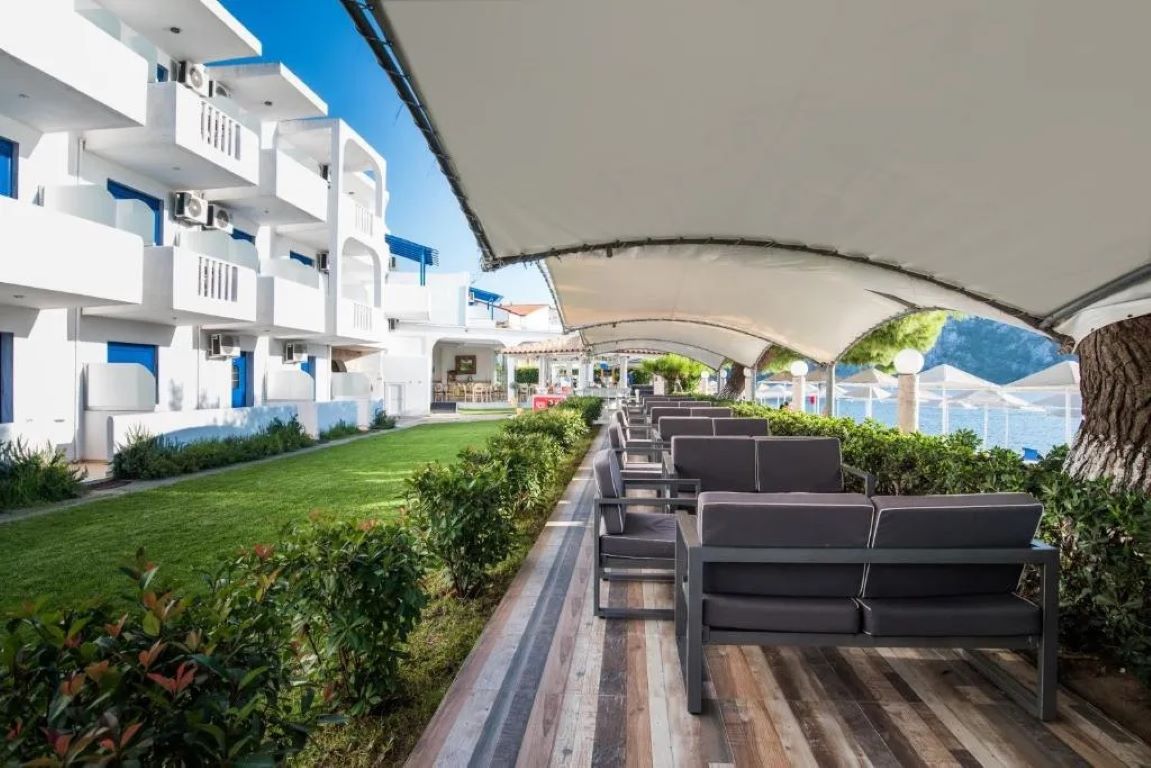 Hotel Porto Koufo-Bar.jpg