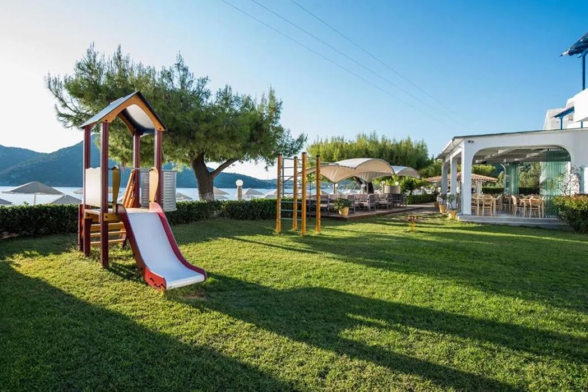 Porto Koufo Hotel-Decije igraliste.jpg