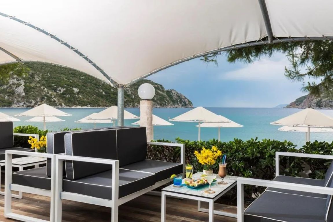 Porto Koufo Hotel-Terasa bara.jpg