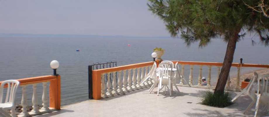 Hotel Porto Matina terasa.jpg