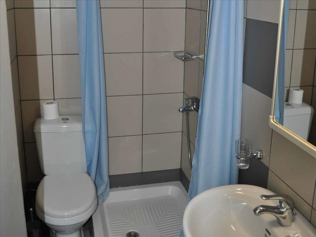 Hotel Alkyonis bathroom 1.jpeg