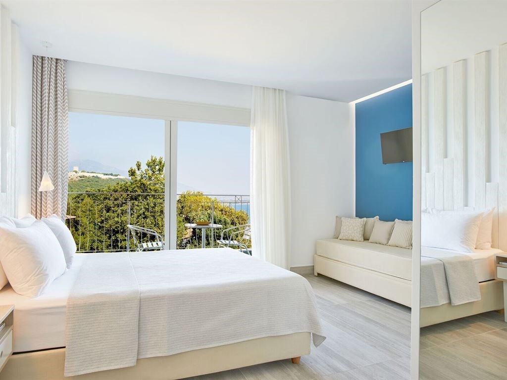 Hotel Alkyonis superior room.jpg