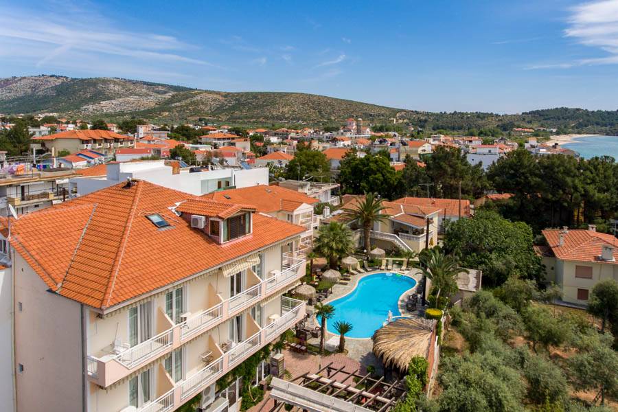 Hotel Potos spolja.jpg