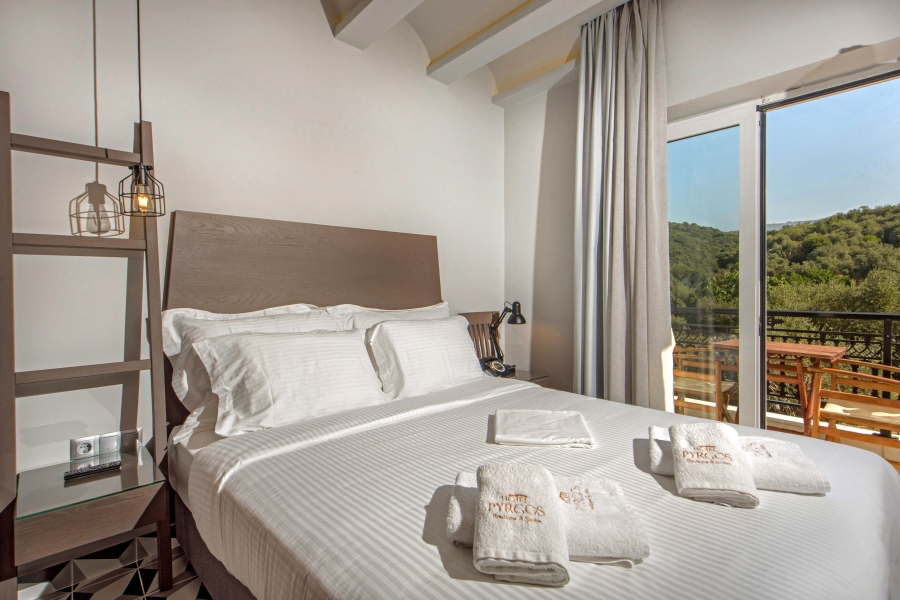 Hotel Pyrgos deluxe double mountain view.jpg