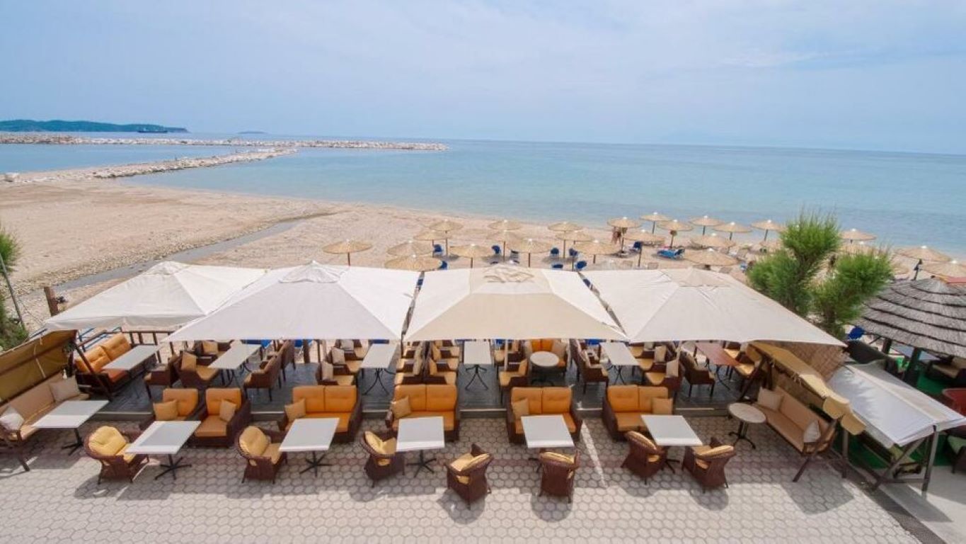 Ralitsa Hotel-Terasa restorana.jpg