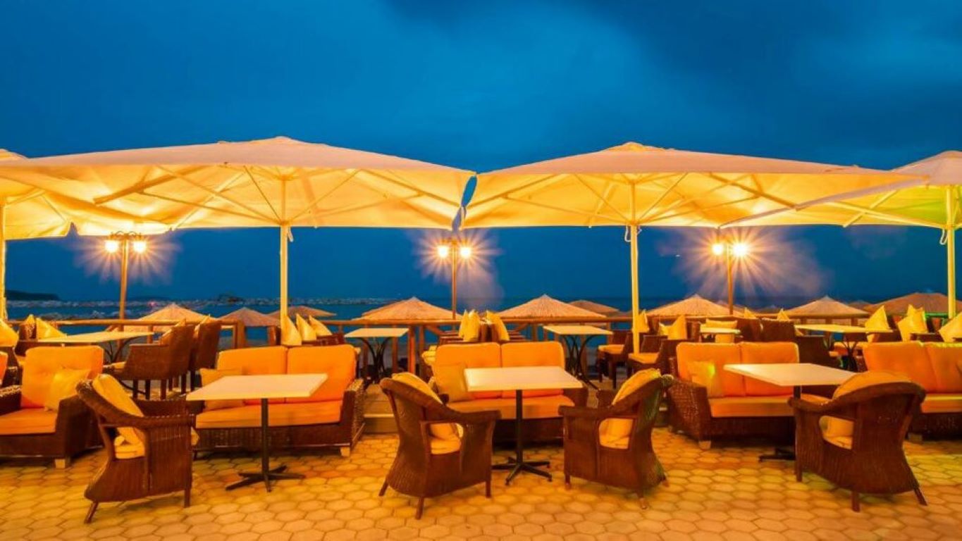 Ralitsa Hotel-Terasa.jpg