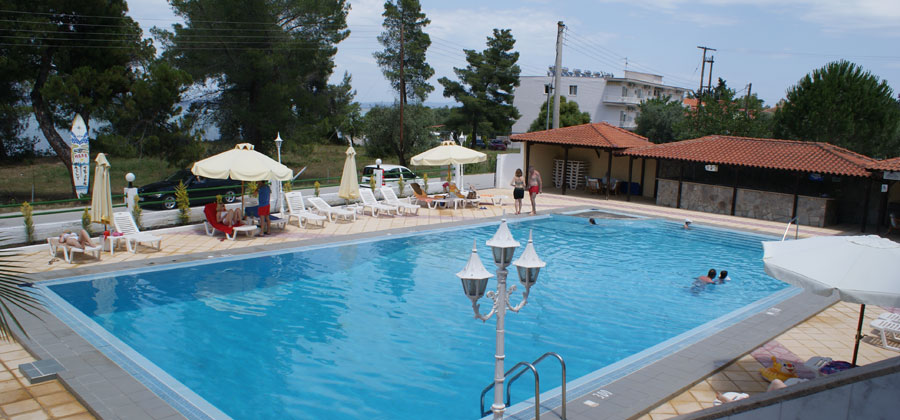 Hotel Rema pool.jpg