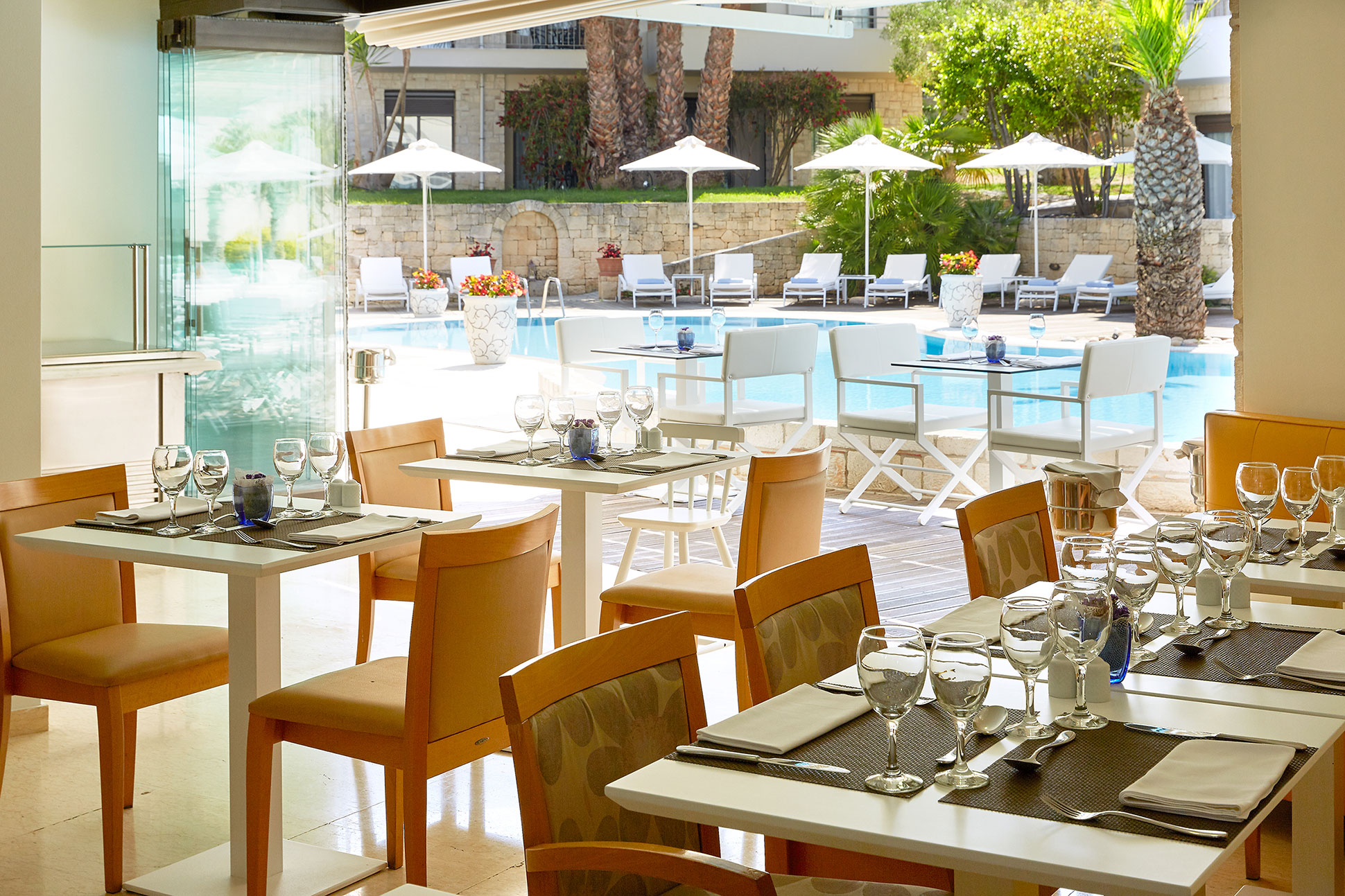 Hotel Renaissance Hanioti Resort-Restoran.jpg