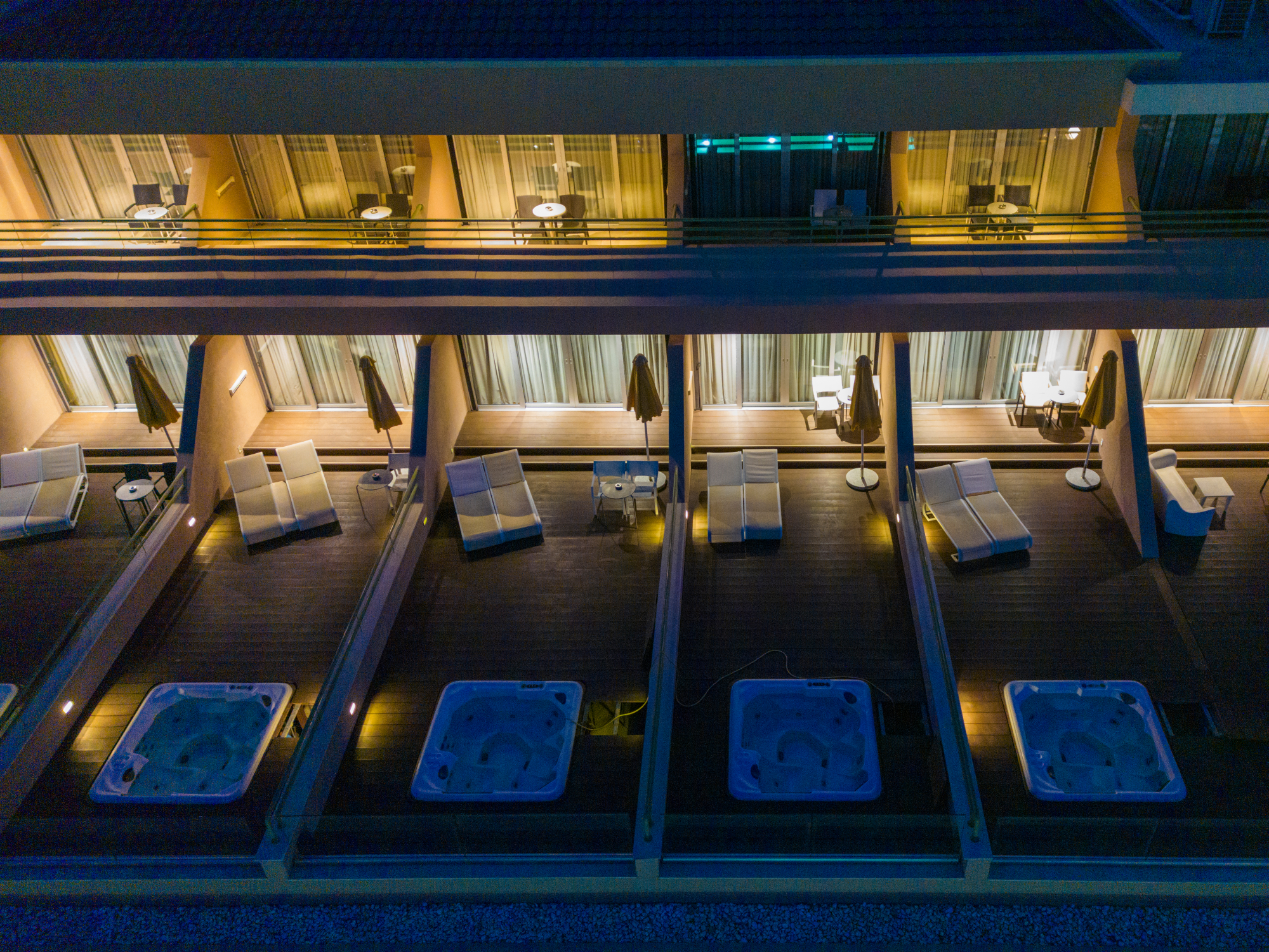 Royal Paardise Resort & Spa terase sa đakuzijem