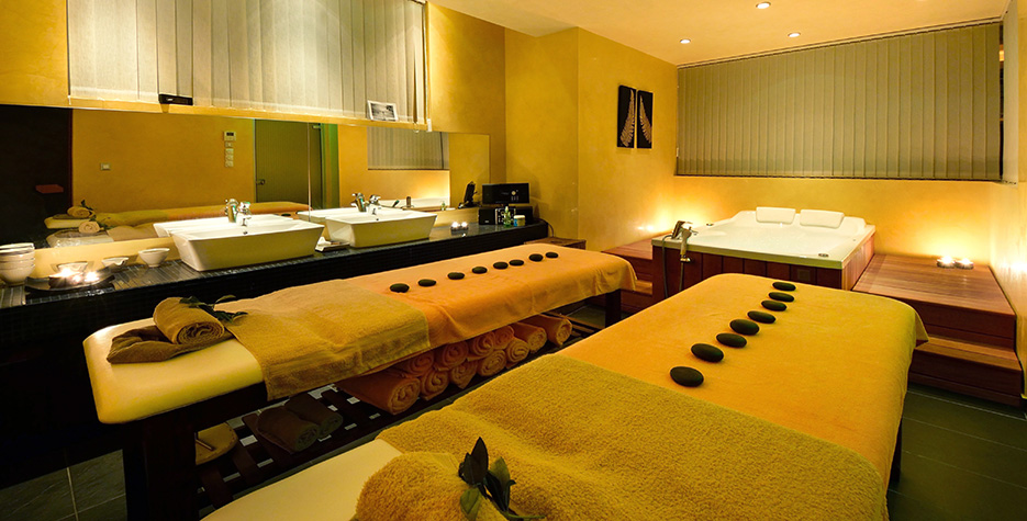 Hotel Royal Paradise Resort spa centar.jpg