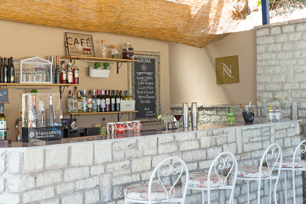Hotel Aurora bar.jpg