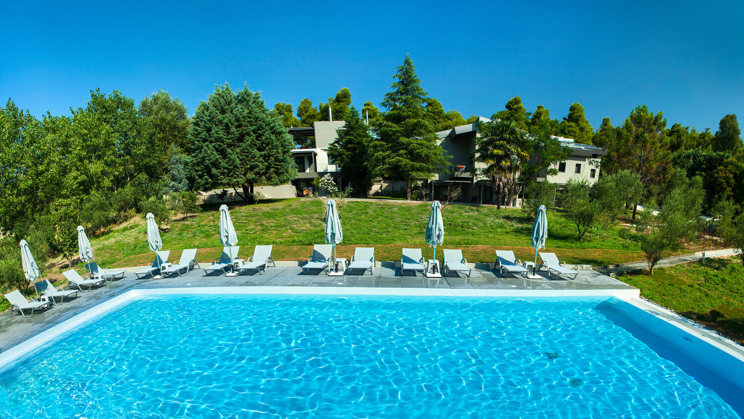Hotel Sani Woods bazen 1.jpg