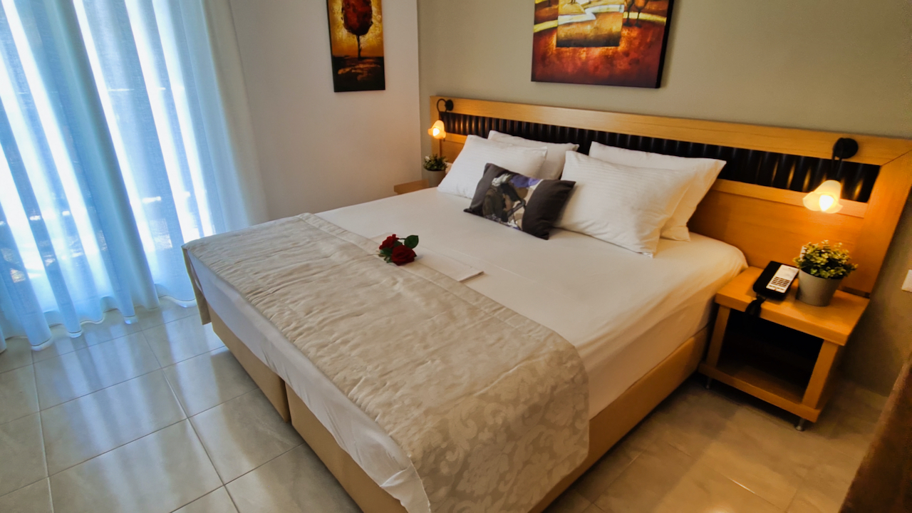 Hotel Sarantis double room.jpg