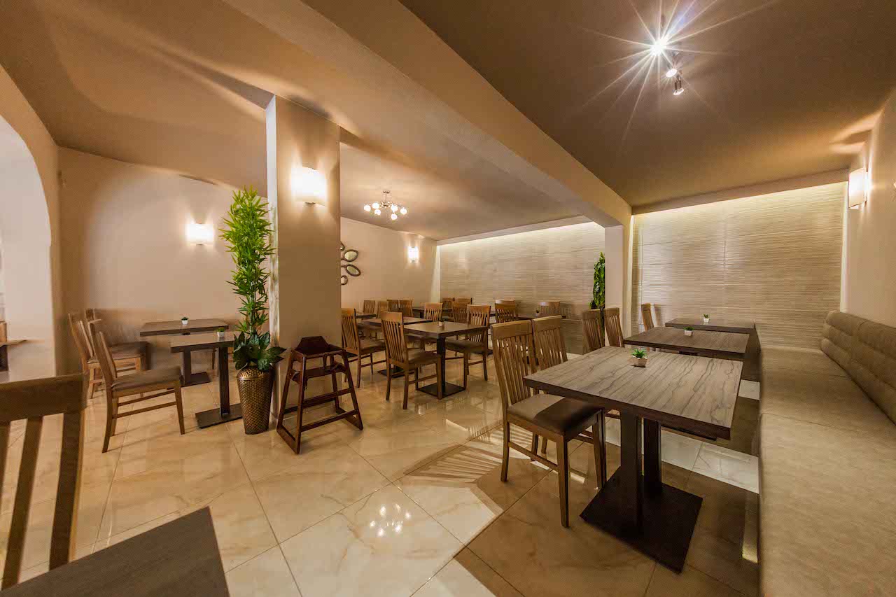 Hotel Sarantis restoran.jpg