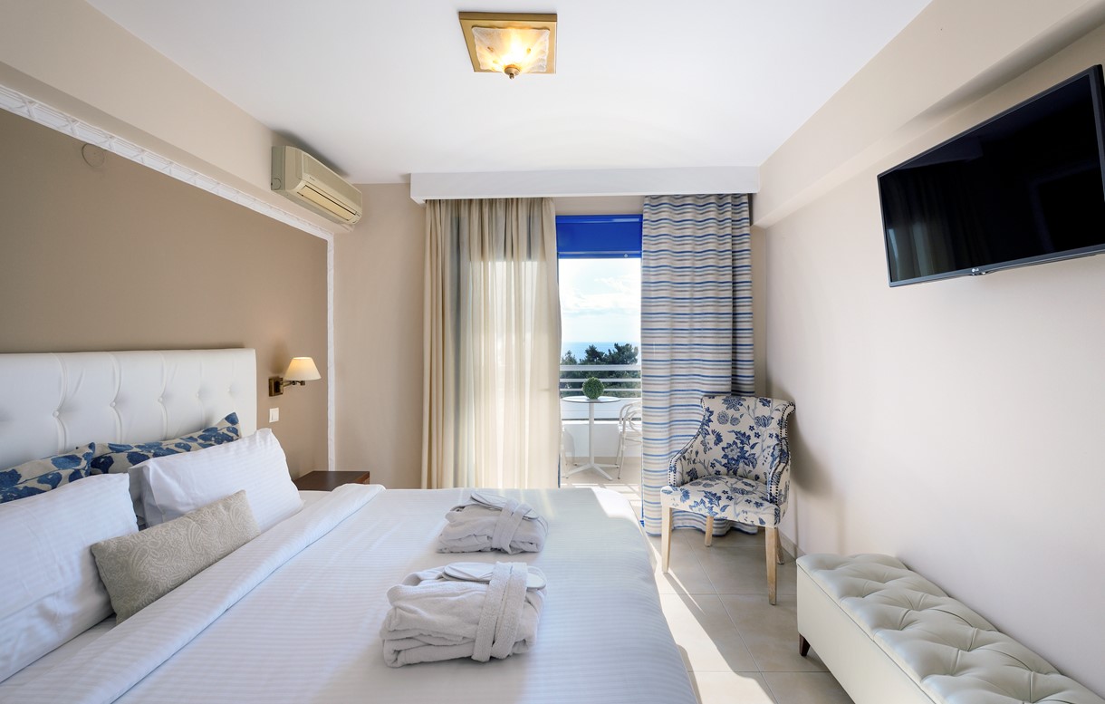 Hotel Secret Paradise double room sea view.jpg