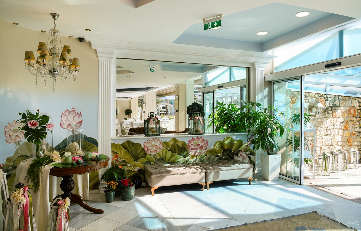 Hotel Secret Paradise lobby.jpg