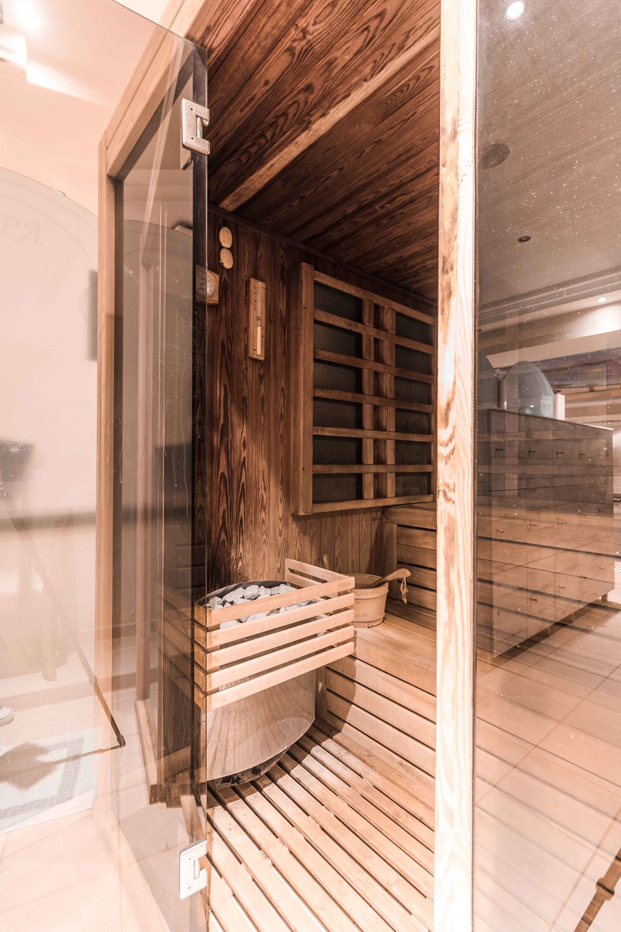 Secret Paradise hotel spa centar.jpg