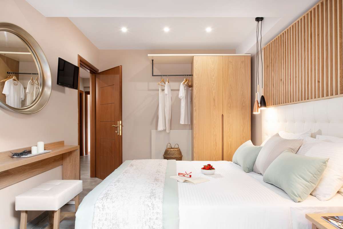 Hotel Simeon family suite bedroom.jpg
