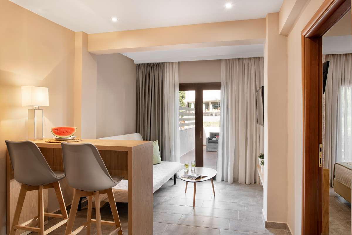 Hotel Simeon family suite enterijer.jpg