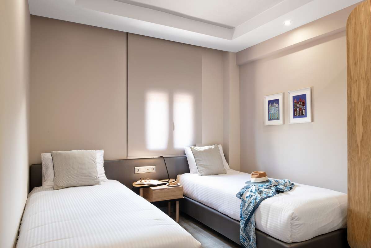 Hotel Simeon family suite spavaca soba.jpg