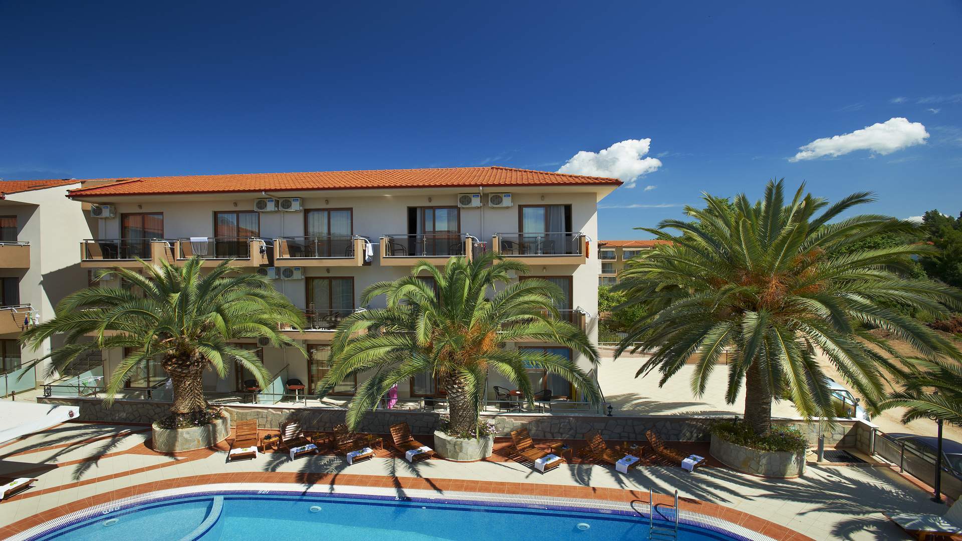 Hotel Simeon spolja.jpg
